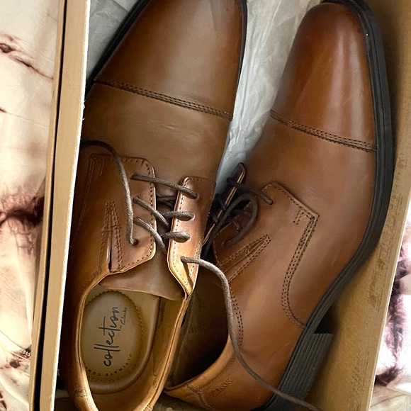 Clarks Ultimate Comfort Collection Size 10 in Original Box Worn Once - Picture 3 of 5